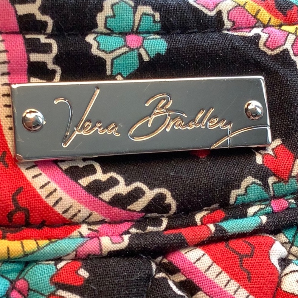 Vera Bradley Frannie Parisian Paisley. - Picture 2 of 7